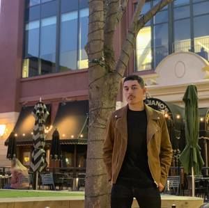 Meet your Posher, Marcel